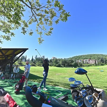 Appartement Le Village - C4 008 By Interhome Saint-Raphaël