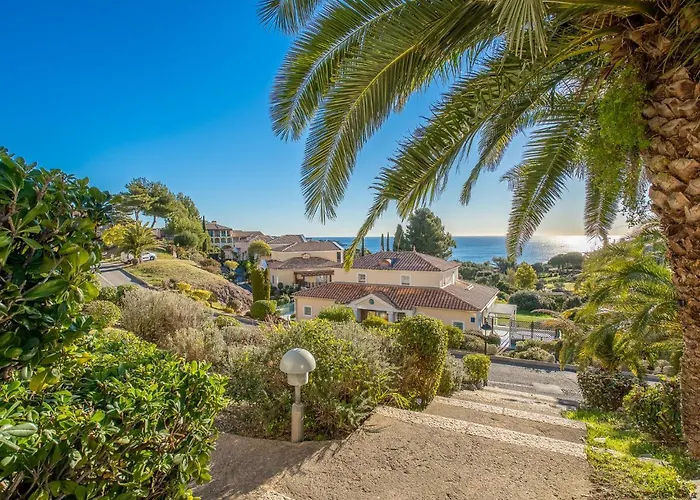 Le Village - C4 008 By Interhome