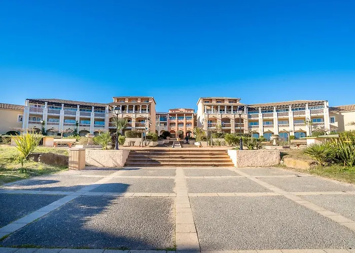 Apartament Le Village - C4 008 By Interhome Saint-Raphaël