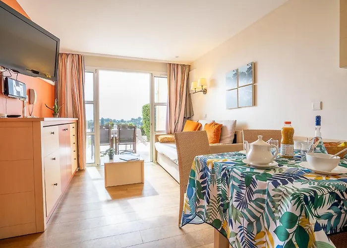 Le Village - C4 008 By Interhome * Saint-Raphaël