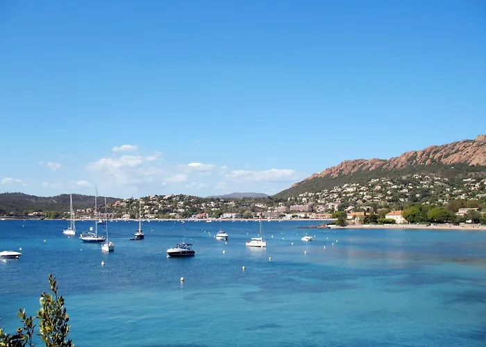 Apartment Le Village - C4 008 By Interhome Saint-Raphael (Var)